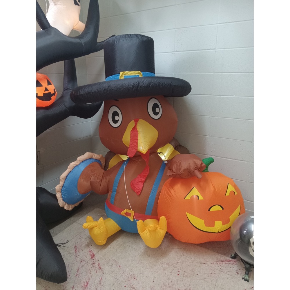 Thanksgiving Turkey Inflatable Pilgrim Hat Pumpkin Lighted Yard Decor 4ft